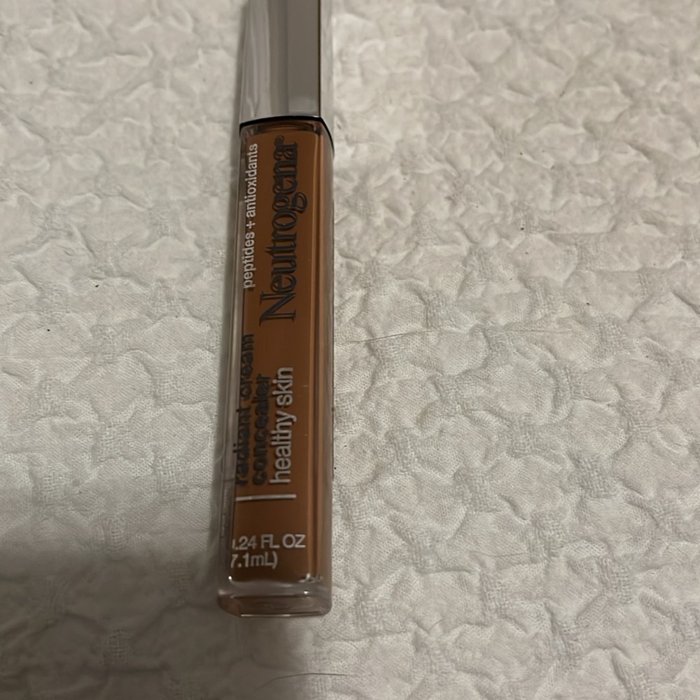 NWT Neutrogena Color Correcting Concealer - Deep Peach - Picture 5 of 7